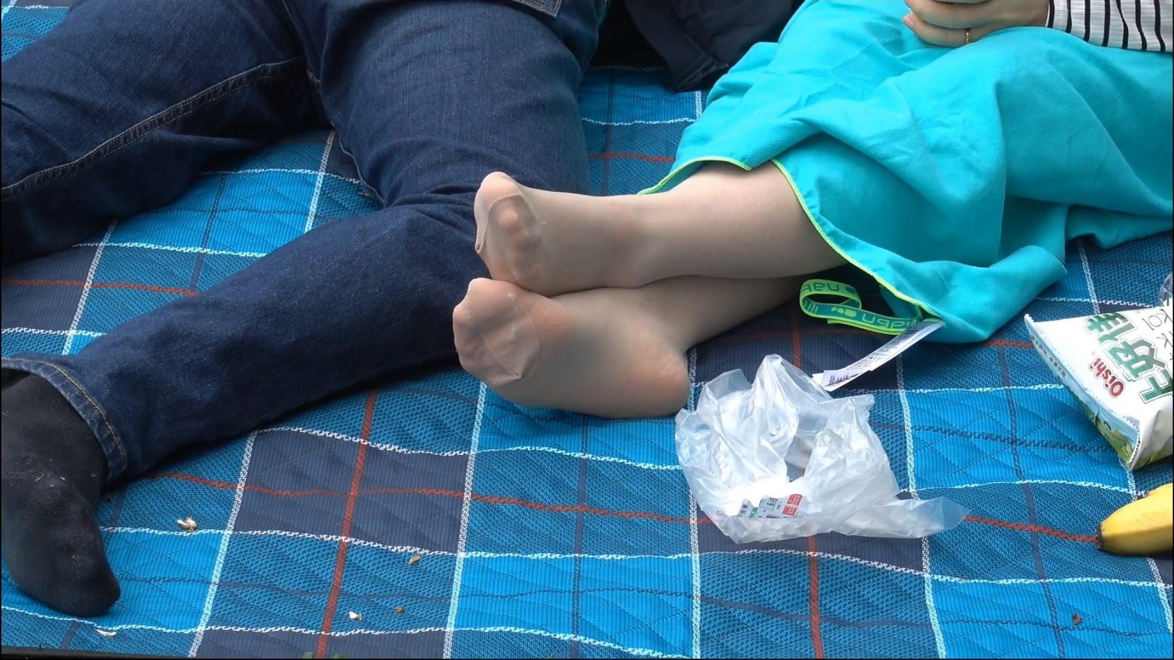 streetsnapnylon[00 00 45][20181205 224324 9]